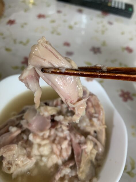 参鶏湯　食す